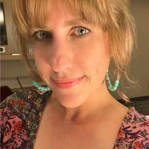 Meet your Posher, Kim